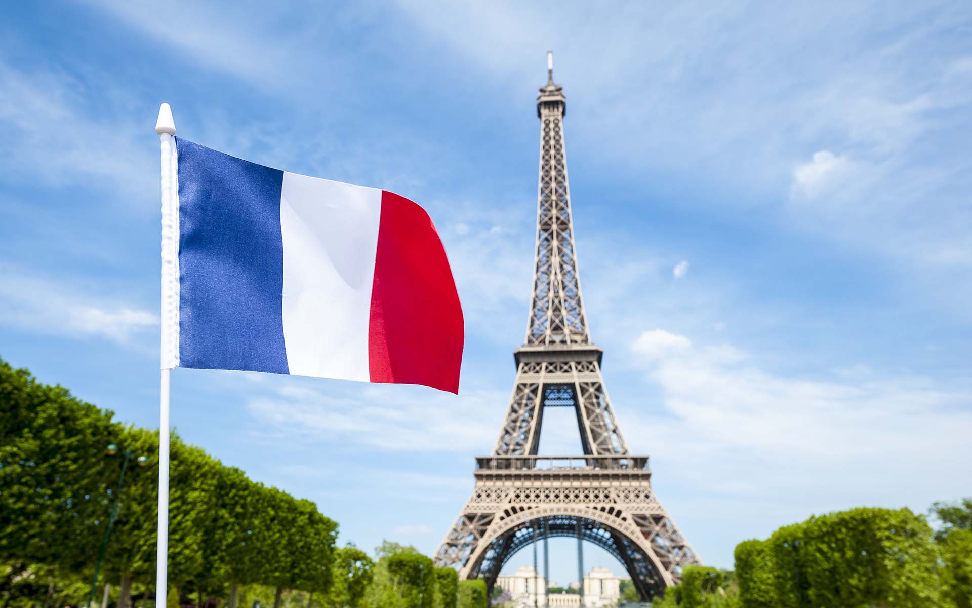 10,000 Retail Shops In France Will Sell BTC, ETH, XRP, LTC And DASH