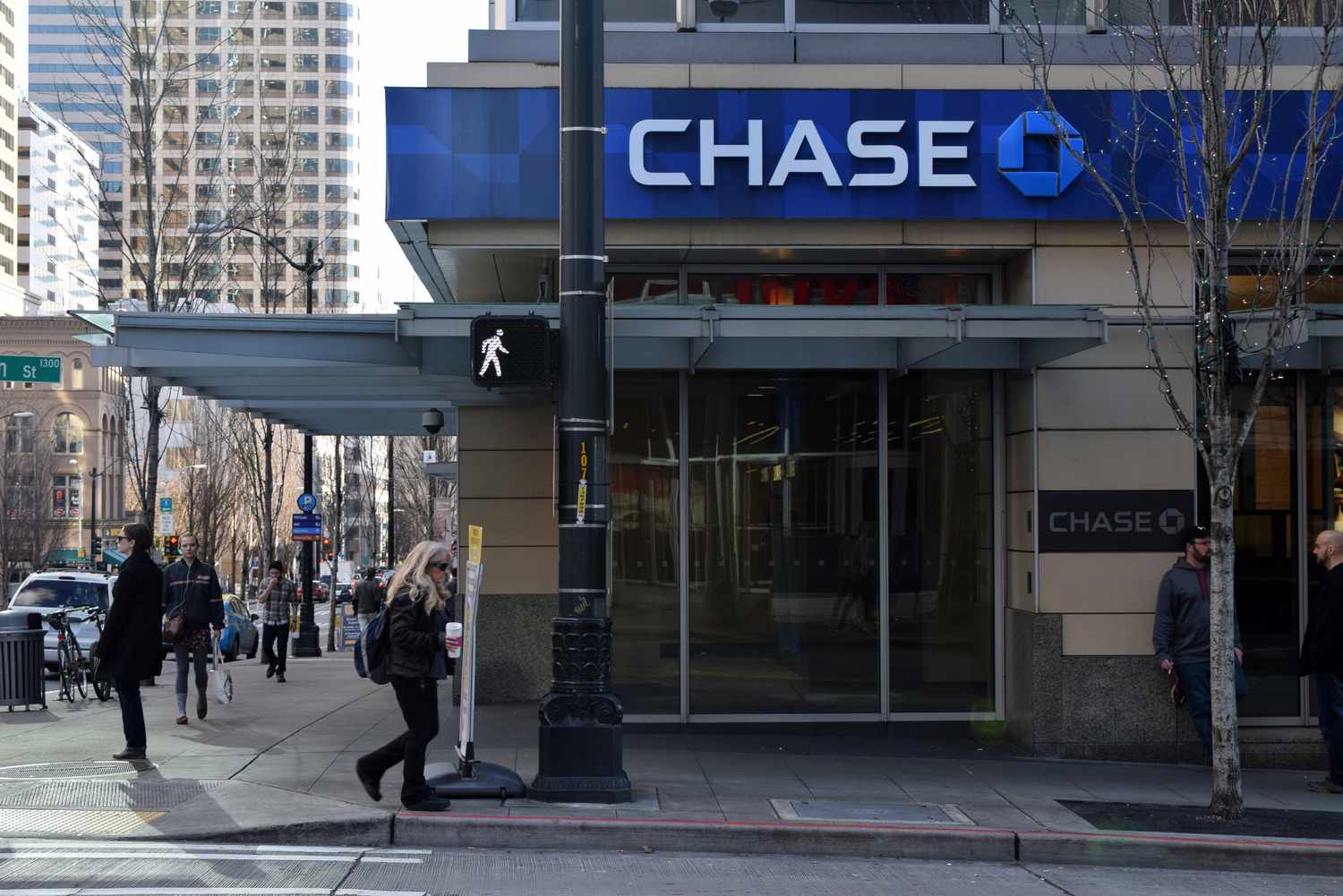 JPMorgan Chase CEO Warning: ‘Explosive’ Event May Be Incoming For The Economy