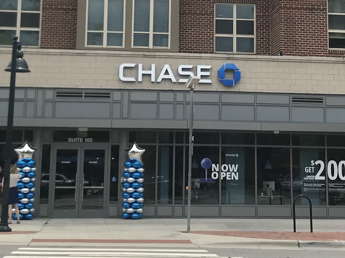 JPMorgan Chase, Bank of America, Wells Fargo Hit By Huge Outage