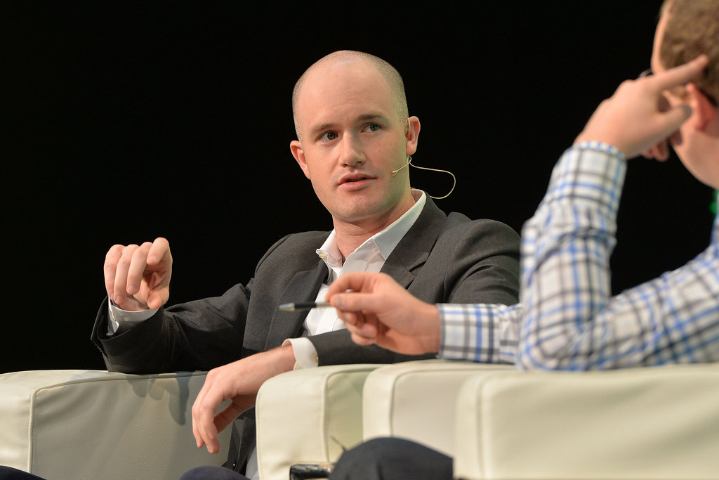 Former SEC Official Says Coinbase Is Committing ‘Criminal Offense’