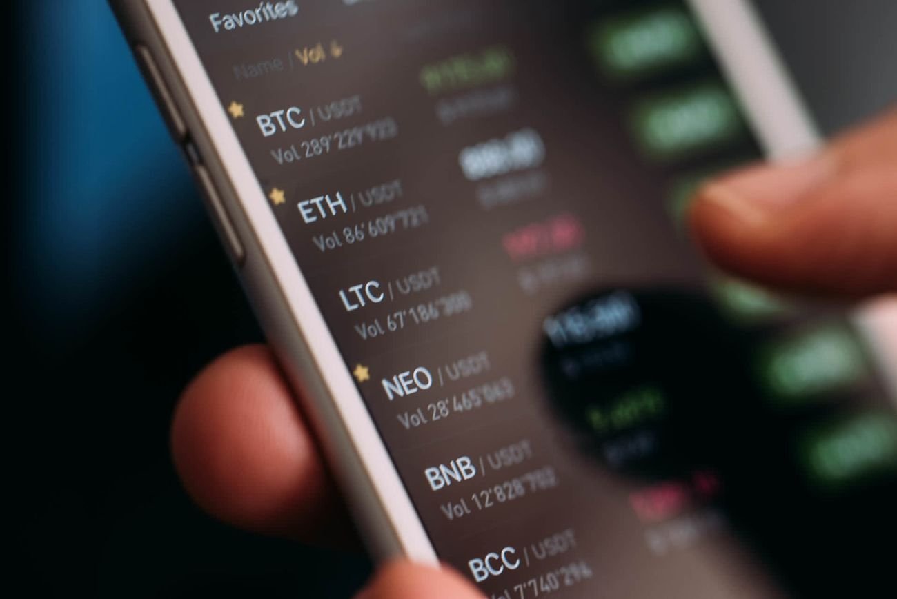 Crypto Exchange Volumes Drop To Lowest Monthly Level Since 2020